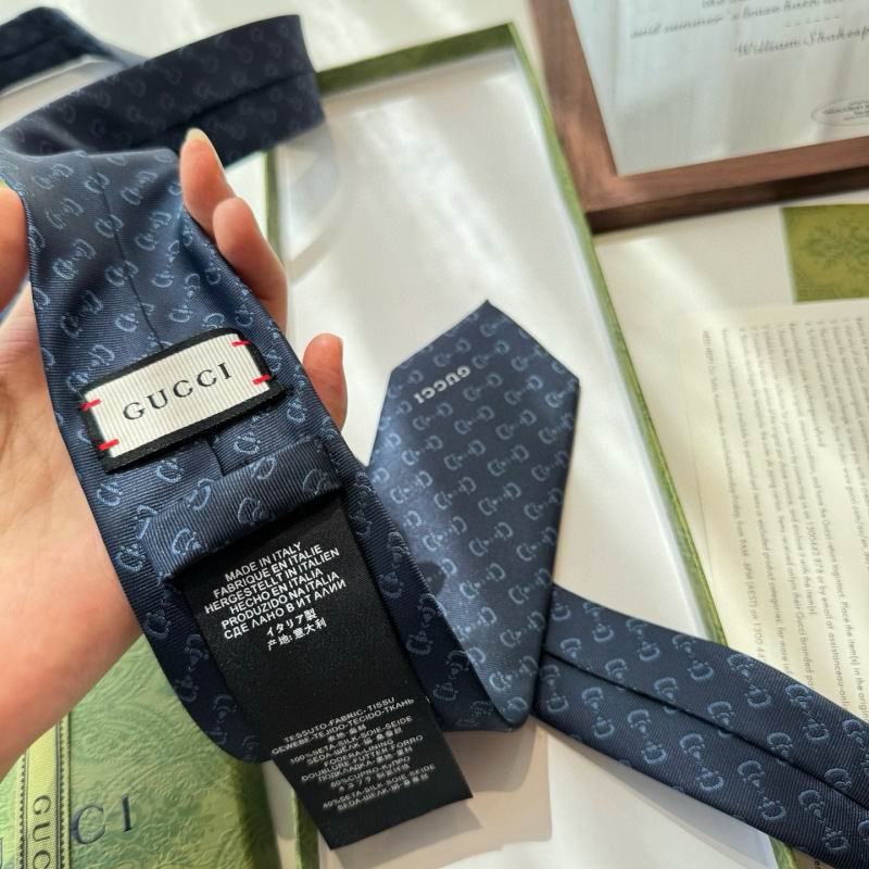 Gucci Tie hm (71)