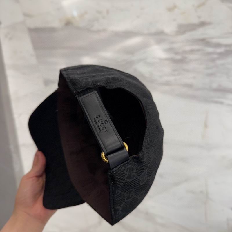 Gucci cap (322)