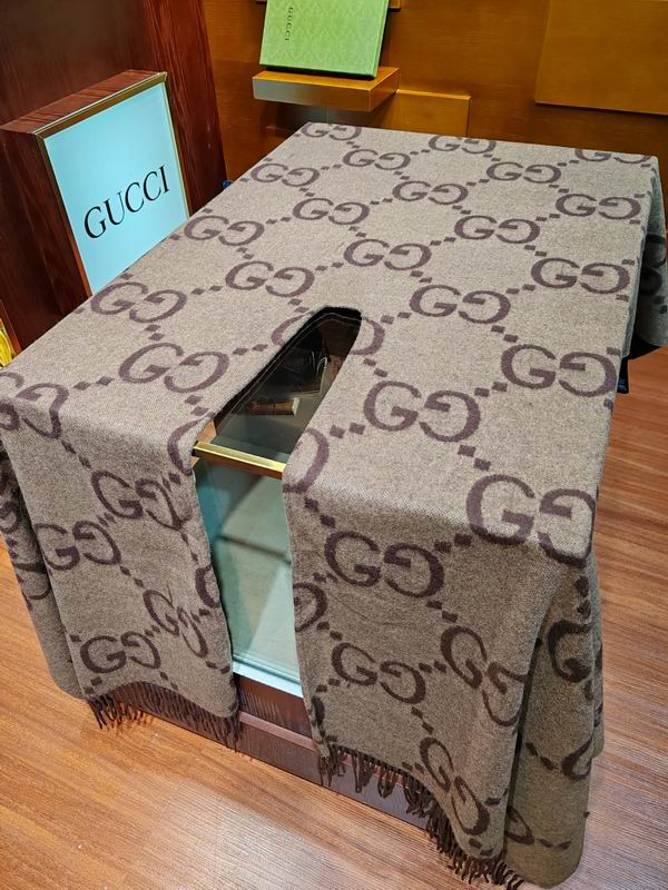 Gucci cloak 140X200cm 100%山羊绒 E06 (10)