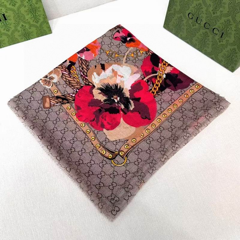Gucci scarf 140X140cm E07 (35)