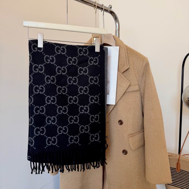 Gucci scarf 180X65cm E26 (14)