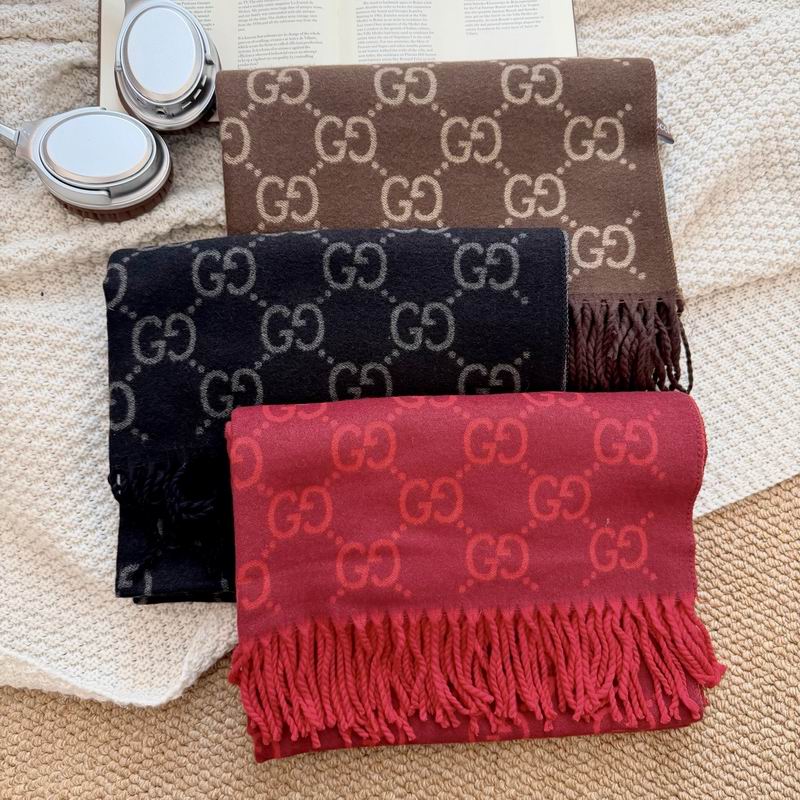 Gucci scarf 180X65cm E26 (19)