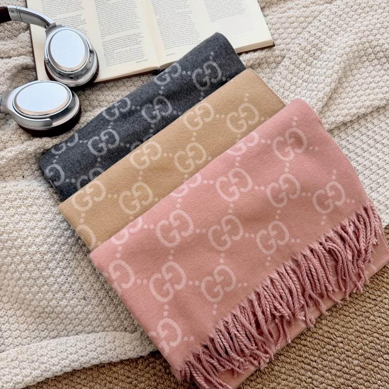 Gucci scarf 180X65cm E26 (20)