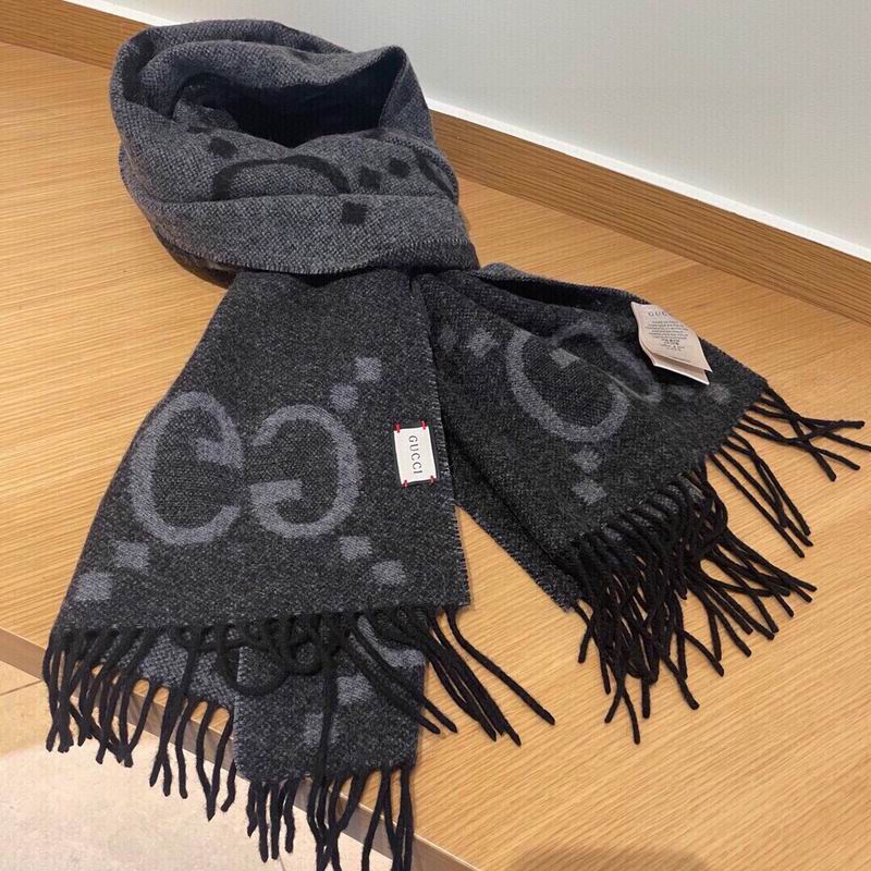 Gucci scarf 45X195cm E 06 (11)