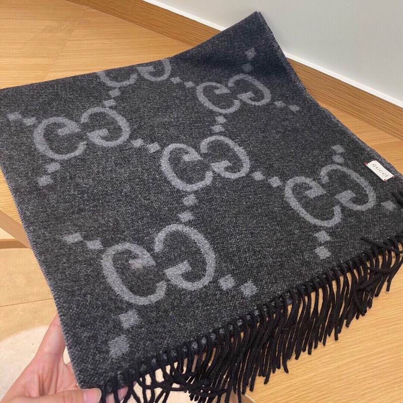 Gucci scarf 45X195cm E 06 (16)