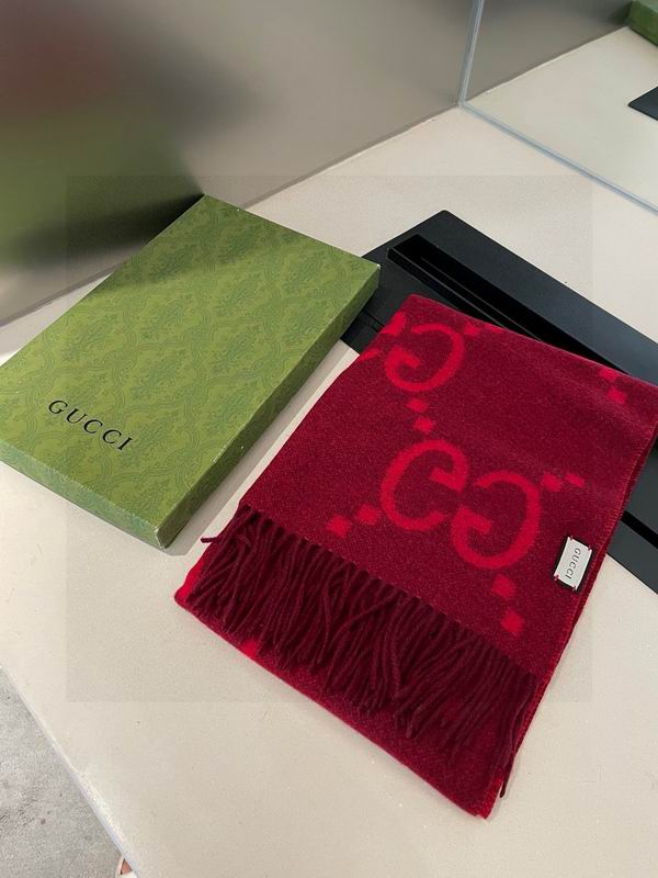 Gucci scarf 45X195cm E 06 (19)