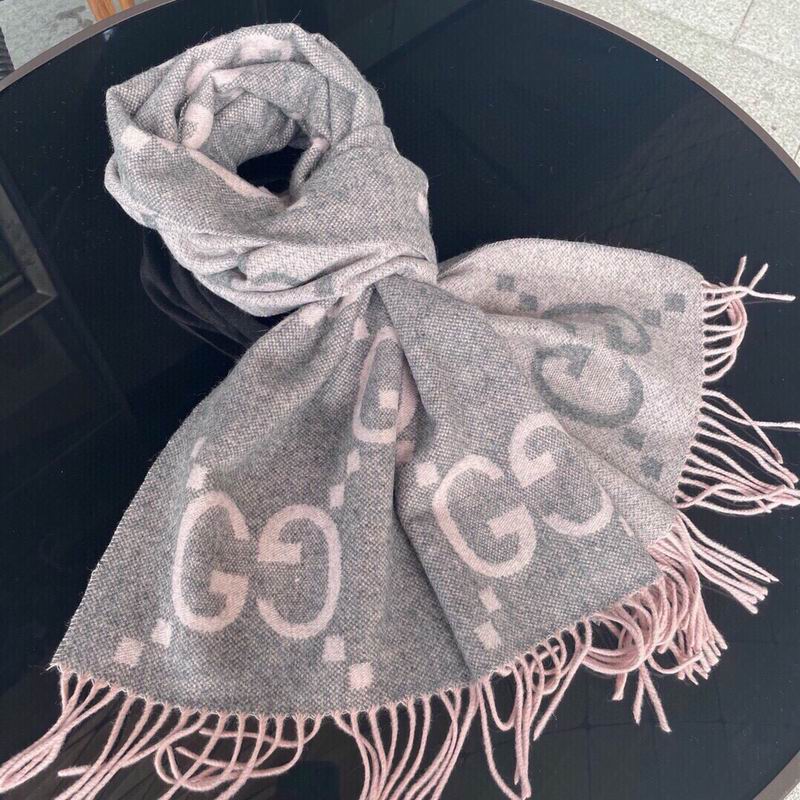 Gucci scarf 45X195cm E 06 (2)