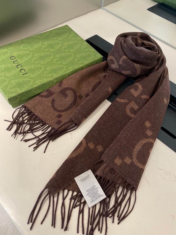 Gucci scarf 45X195cm E 06 (33)