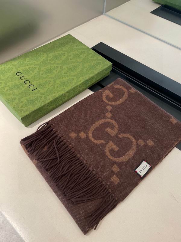 Gucci scarf 45X195cm E 06 (35)