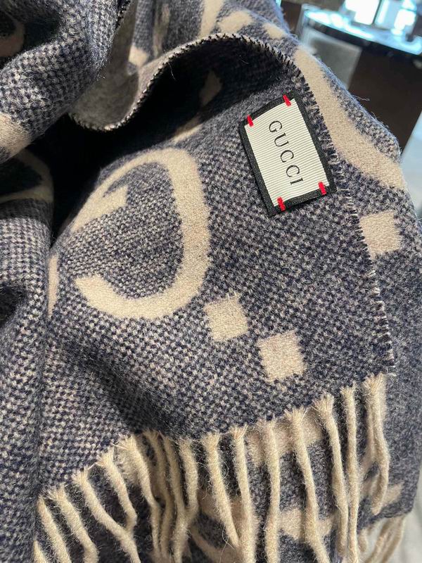 Gucci scarf 45X195cm E 06 (38)