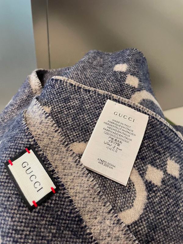 Gucci scarf 45X195cm E 06 (42)