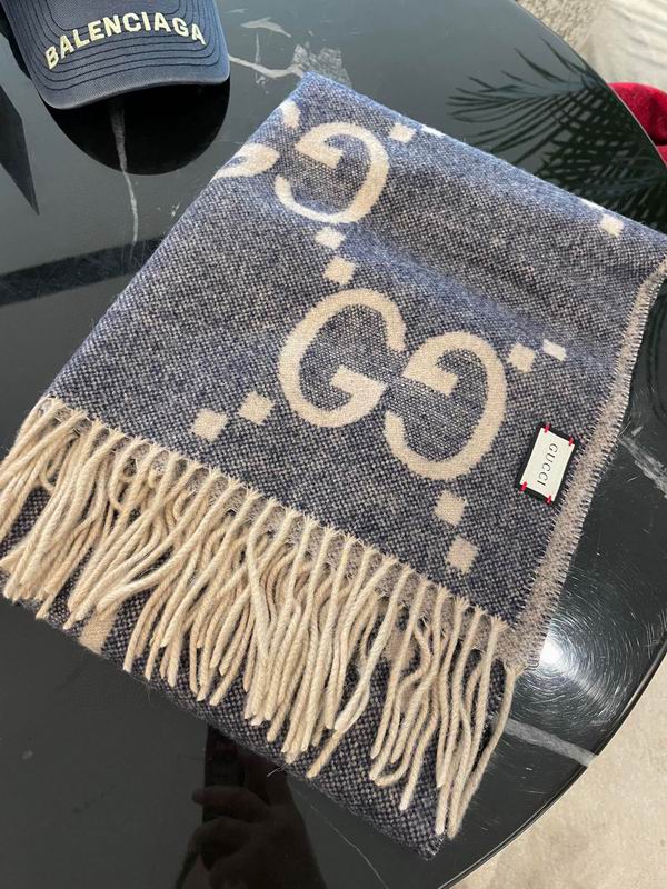 Gucci scarf 45X195cm E 06 (43)