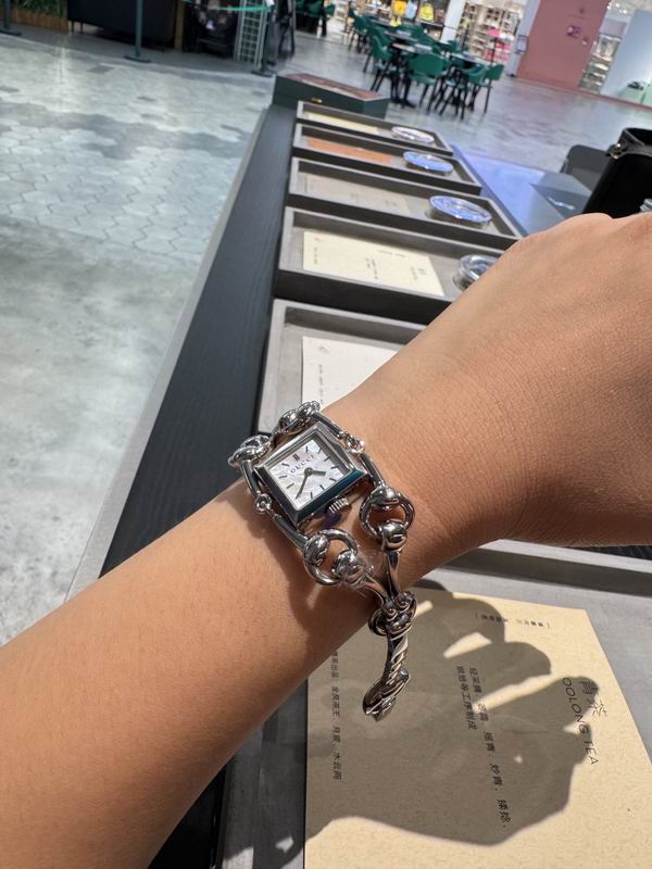 Gucci watch 22 (6)