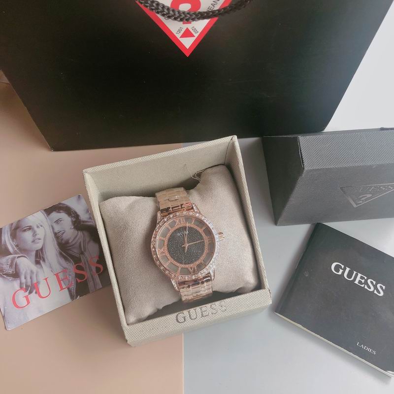Guess 40mm 11 (10)