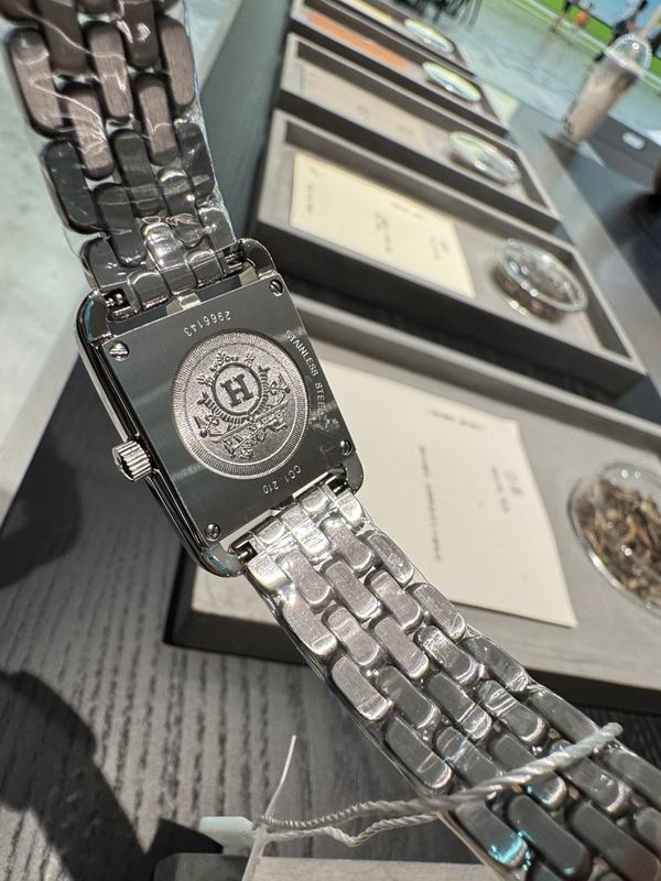 Hermes 23X23mm 28 (13)