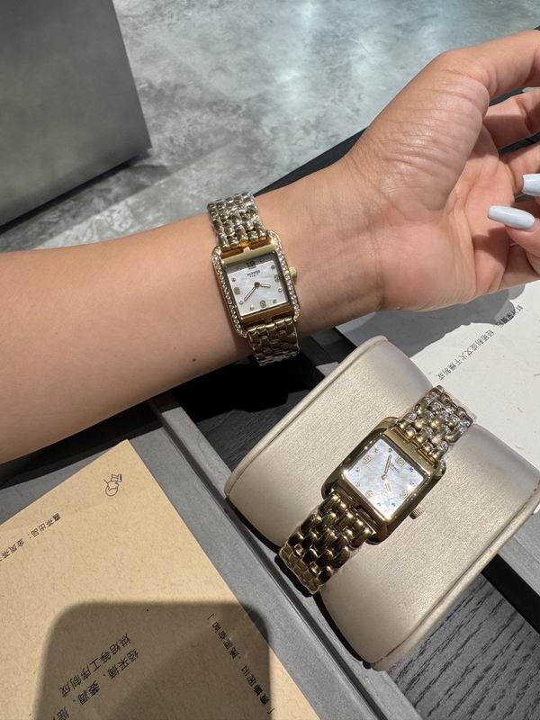 Hermes 23X23mm 28 (2)