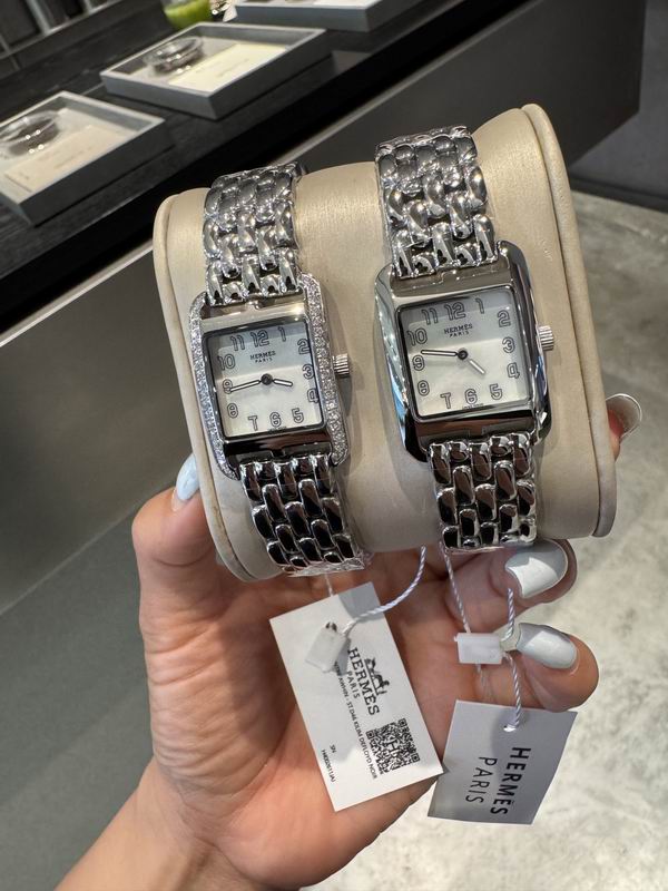 Hermes 23X23mm 29 (1)