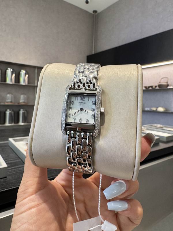 Hermes 23X23mm 29 (3)