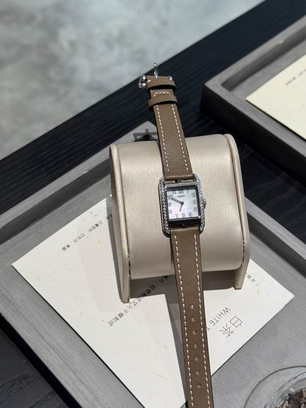 Hermes 23X23mm 50 (1)