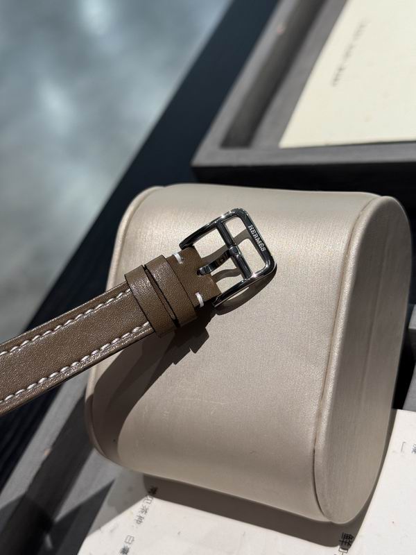 Hermes 23X23mm 50 (10)