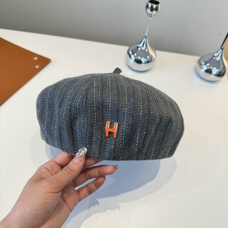 Hermes Beret (54)