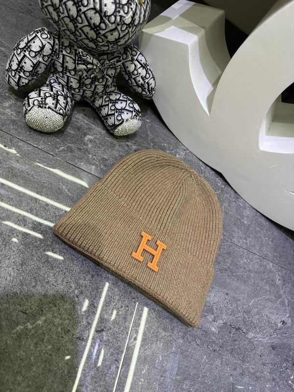 Hermes Hat dx (1067)