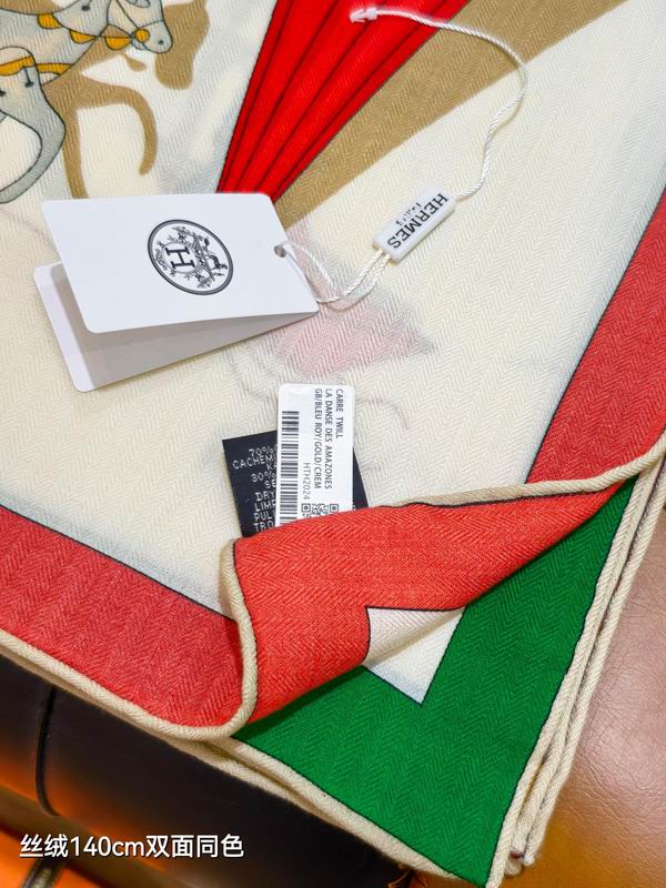 Hermes Scarf 140X140cm 70%羊绒 30%真丝 E15 (12)