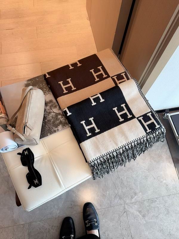 Hermes Scarf 180X65cm 70%羊绒30%真丝 E20 (11)