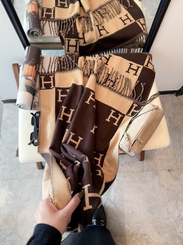 Hermes Scarf 180X65cm 70%羊绒30%真丝 E20 (15)