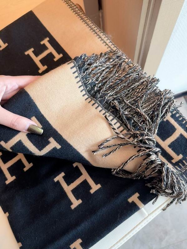 Hermes Scarf 180X65cm 70%羊绒30%真丝 E20 (3)