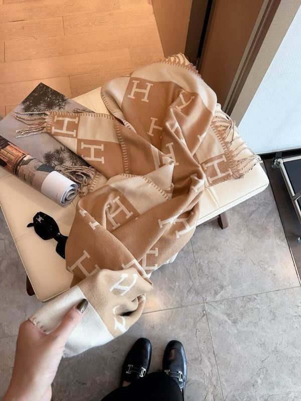 Hermes Scarf 180X65cm 70%羊绒30%真丝 E20 (7)