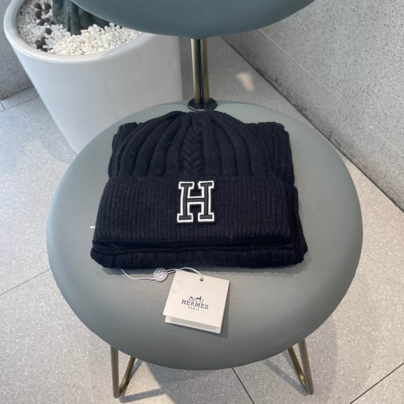 Hermes Scarf Hat (160)