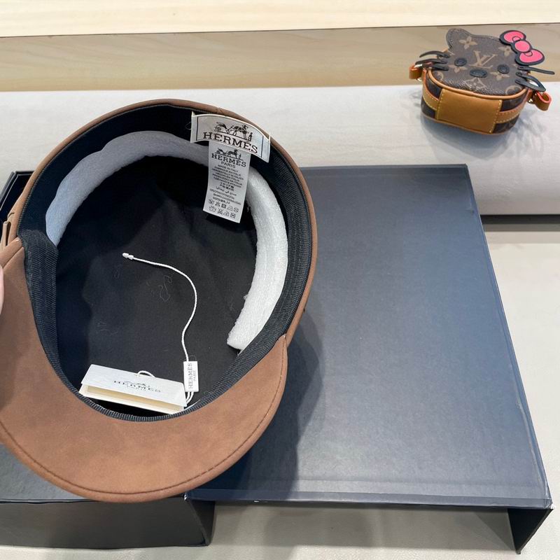 Hermes cap (109)