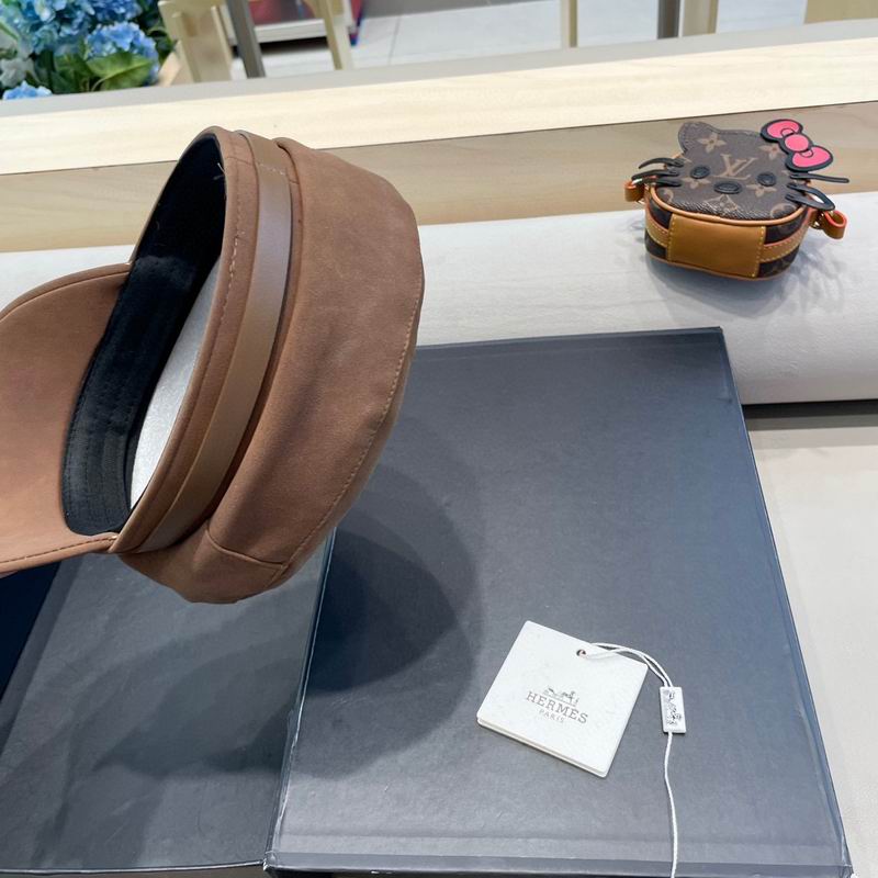 Hermes cap (111)