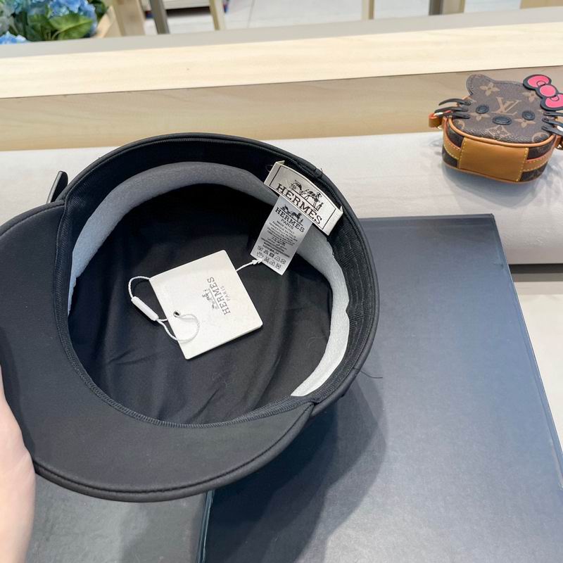 Hermes cap (118)