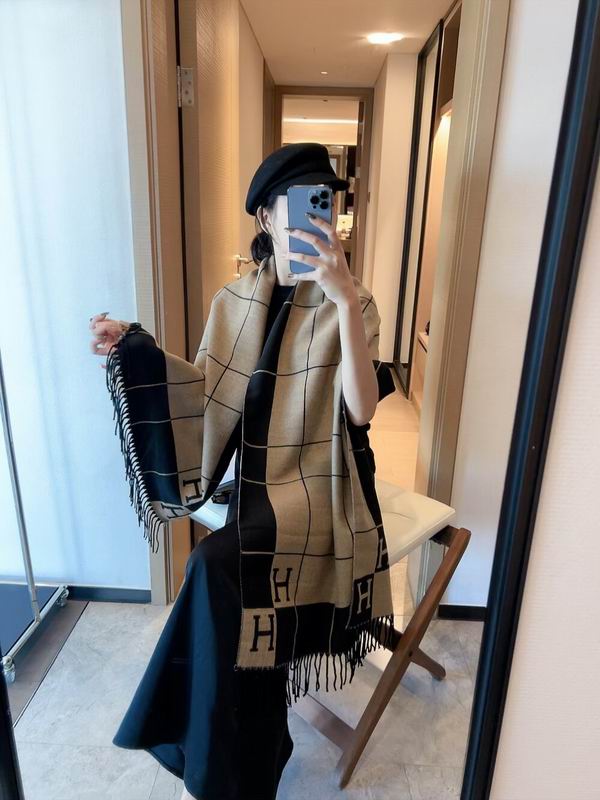 Hermes scarf 180X65cm 70%羊绒30%真丝 E15 (2)