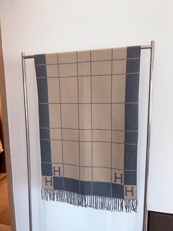 Hermes scarf 180X65cm 70%羊绒30%真丝 E15 (7)