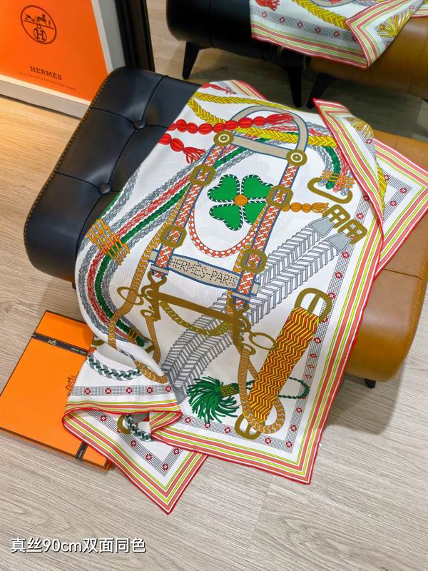 Hermes silk Scarf 90X90cm E03 (16)