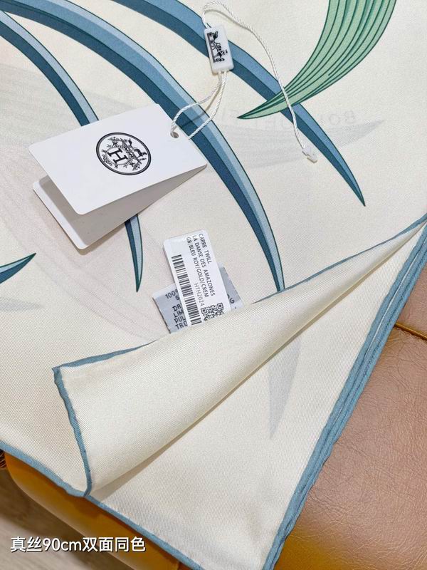 Hermes silk Scarf 90X90cm E22 (32)