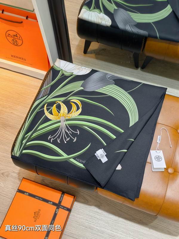 Hermes silk Scarf 90X90cm E22 (7)