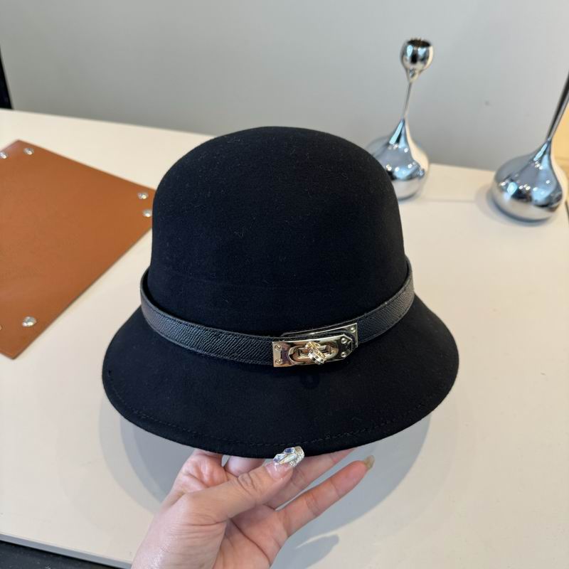 Hermes top hat (233)
