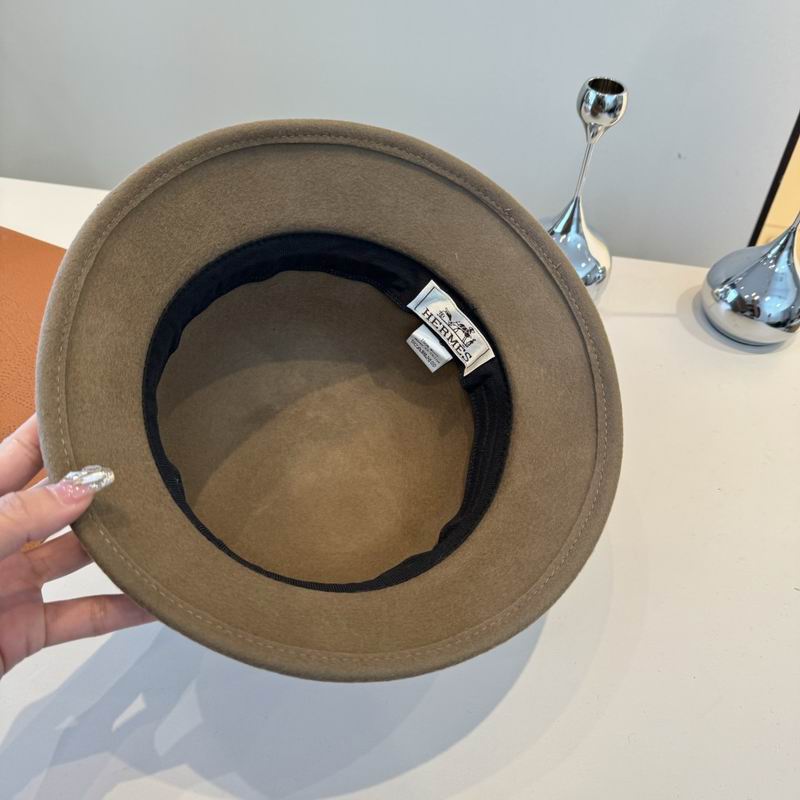 Hermes top hat (243)