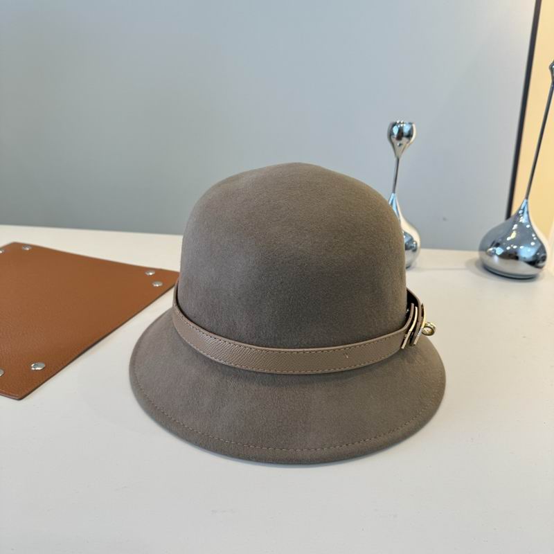 Hermes top hat (249)