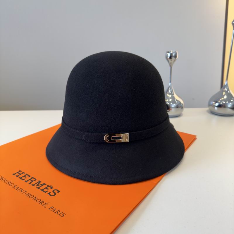 Hermes top hat dx (409)