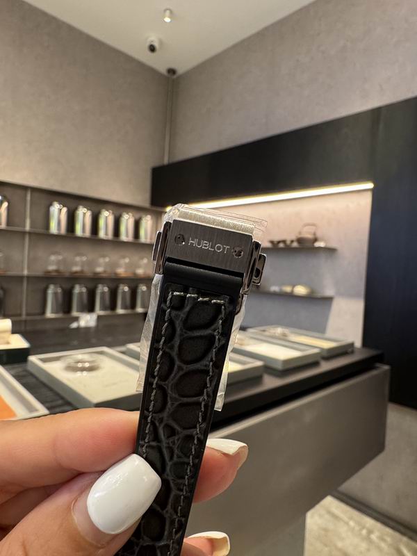 Hublot 29mm 64 (3)