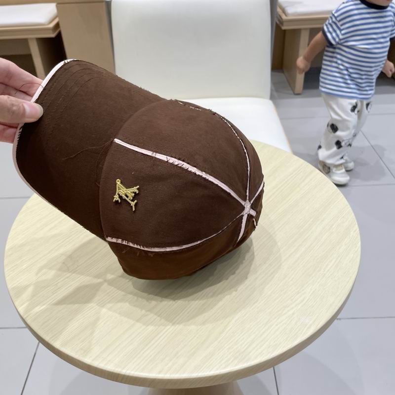 LV Cap (181)