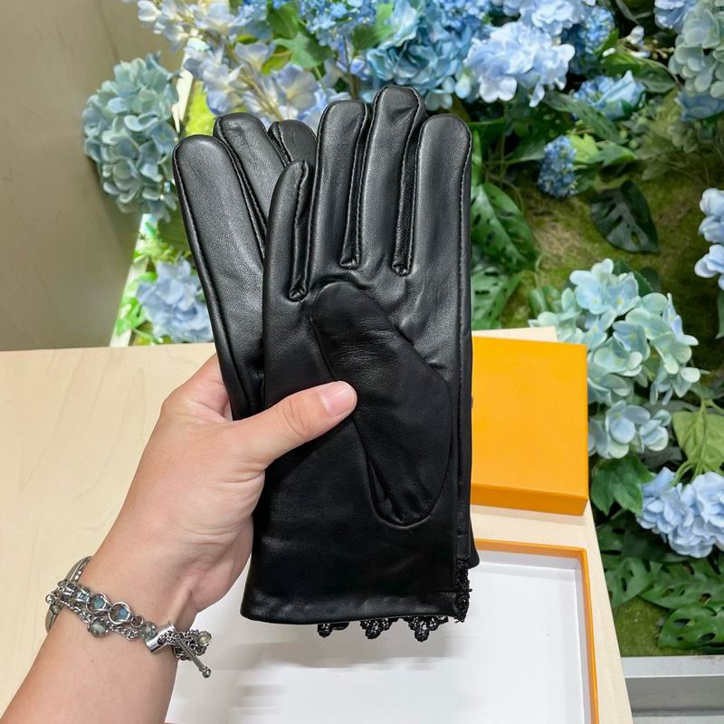 LV Gloves 04 (1)