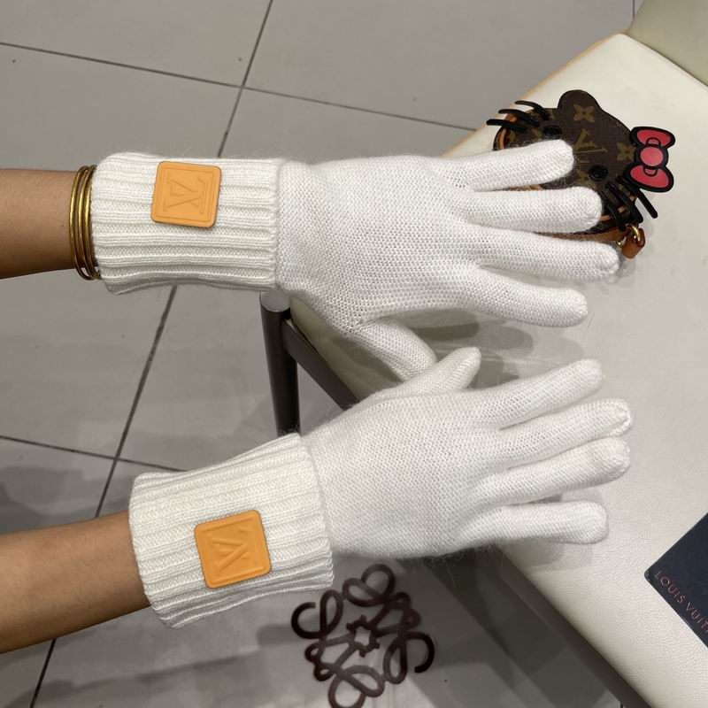 LV Gloves 08 (15)