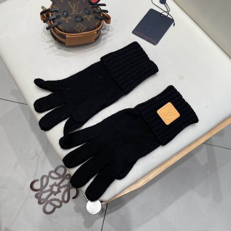 LV Gloves 08 (8)