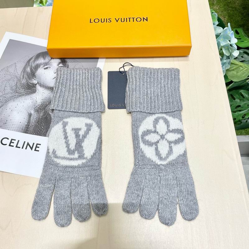 LV Gloves 17 (11)